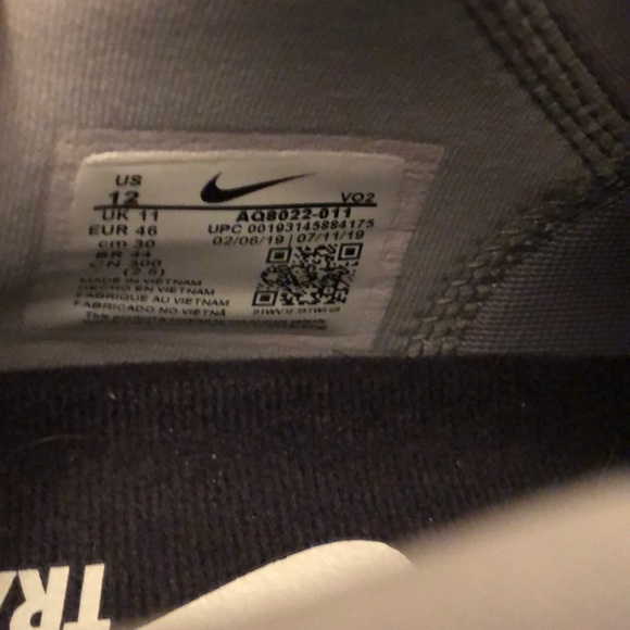 GREY & WHITE NIKE METCON FLYKNIT 3 - Picture 10 of 10